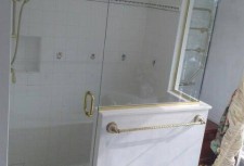 frameless shower enclosure